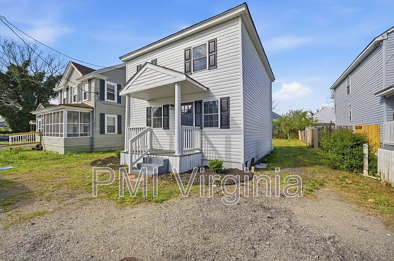 Michael Lawrence Mathews Facebook ad: 4 Beds 2 Baths House