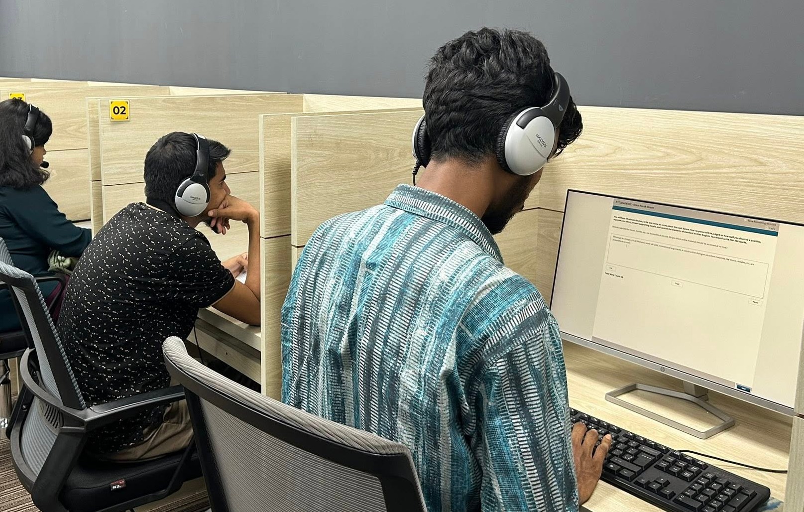 Luminedge Bangladesh Facebook ad: AI-based PTE মকটেস্টে দিয়ে নিজেকে প্রস্তুত করুন!
