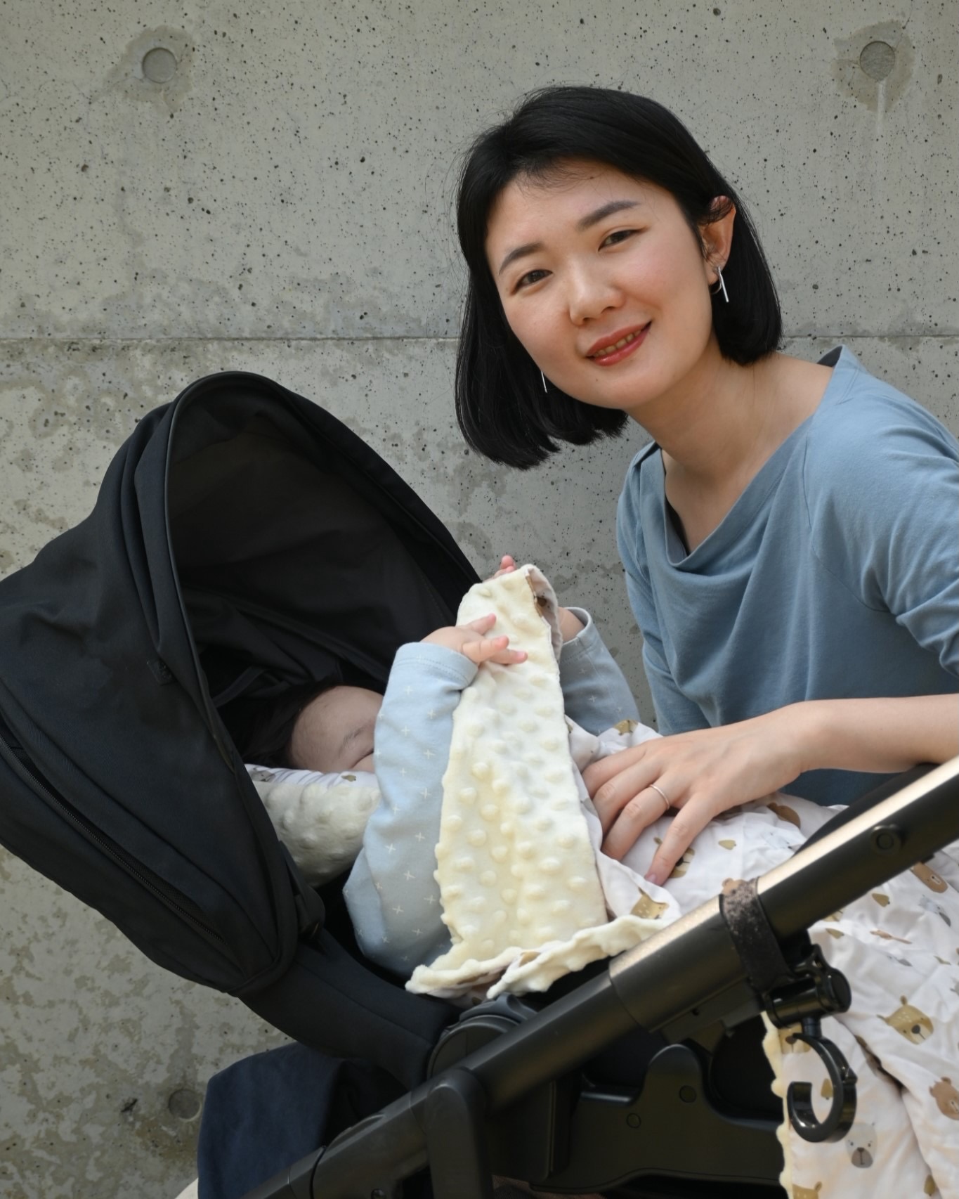 我是乓乓 Facebook ad: 自從成了二寶媽後,週末通常就是去公園放電,但不得不說帶雙寶出門,完全是體力與理智的考驗,兩歲的Hima正值活動力最旺盛…
