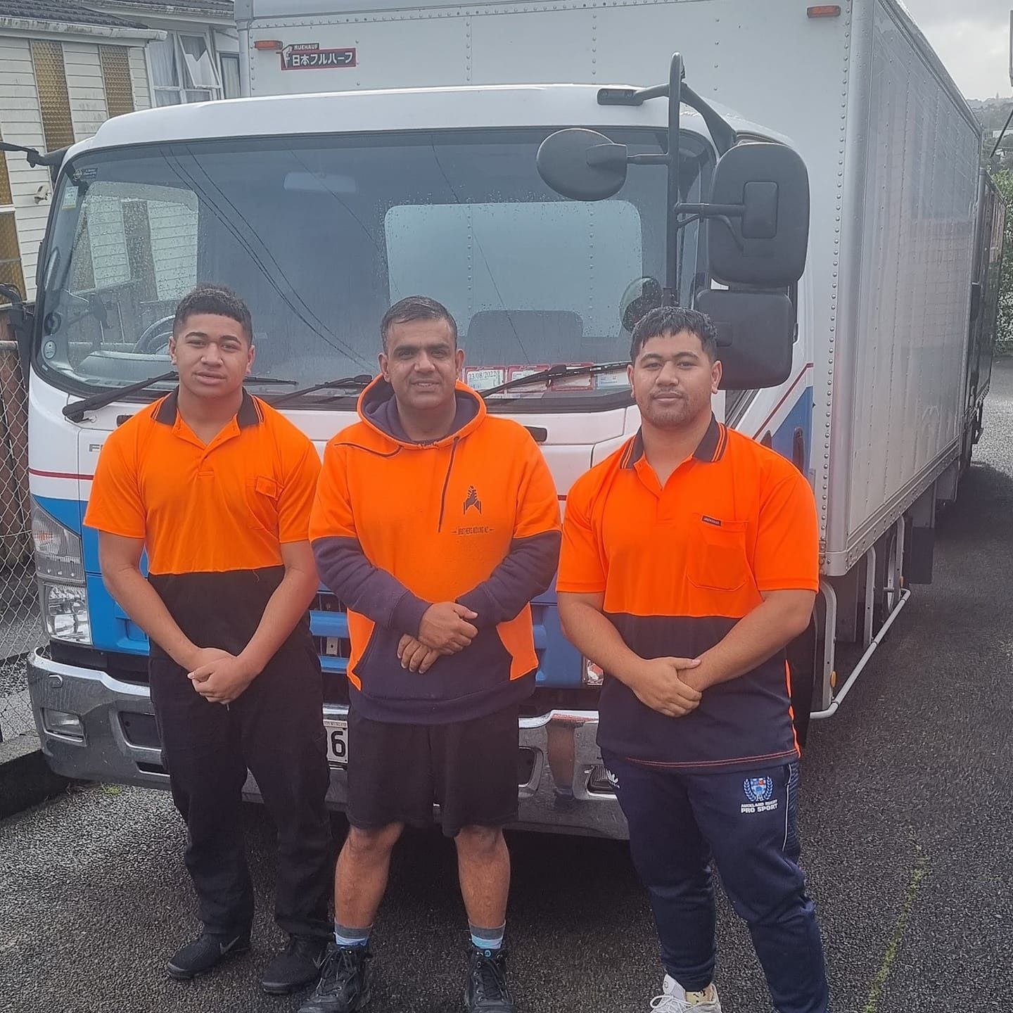 Brothers Moving NZ Facebook ad: FOR A FREE QUOTE DIRECT MESSAGE US!