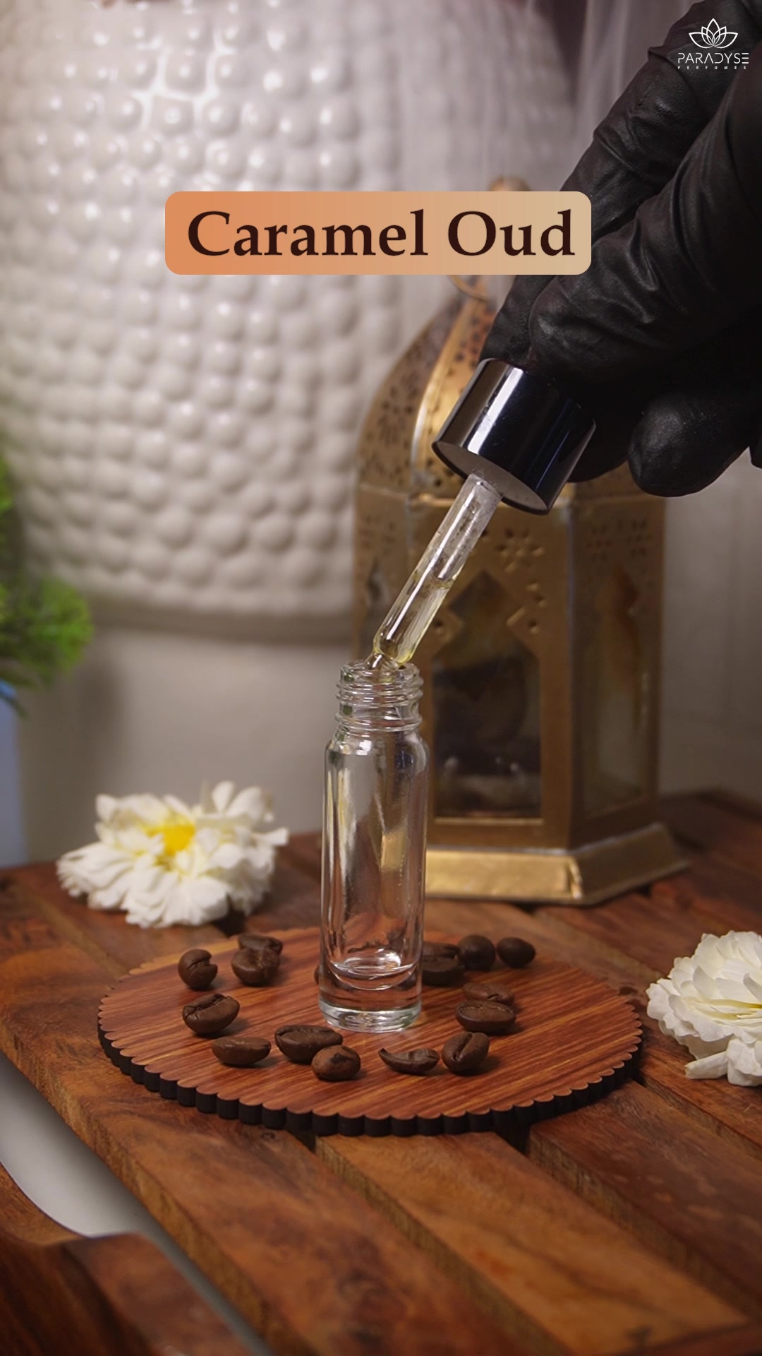 ParadysePerfume.Store Facebook ad: Middle Eastern Oud Attars Under ₹199
