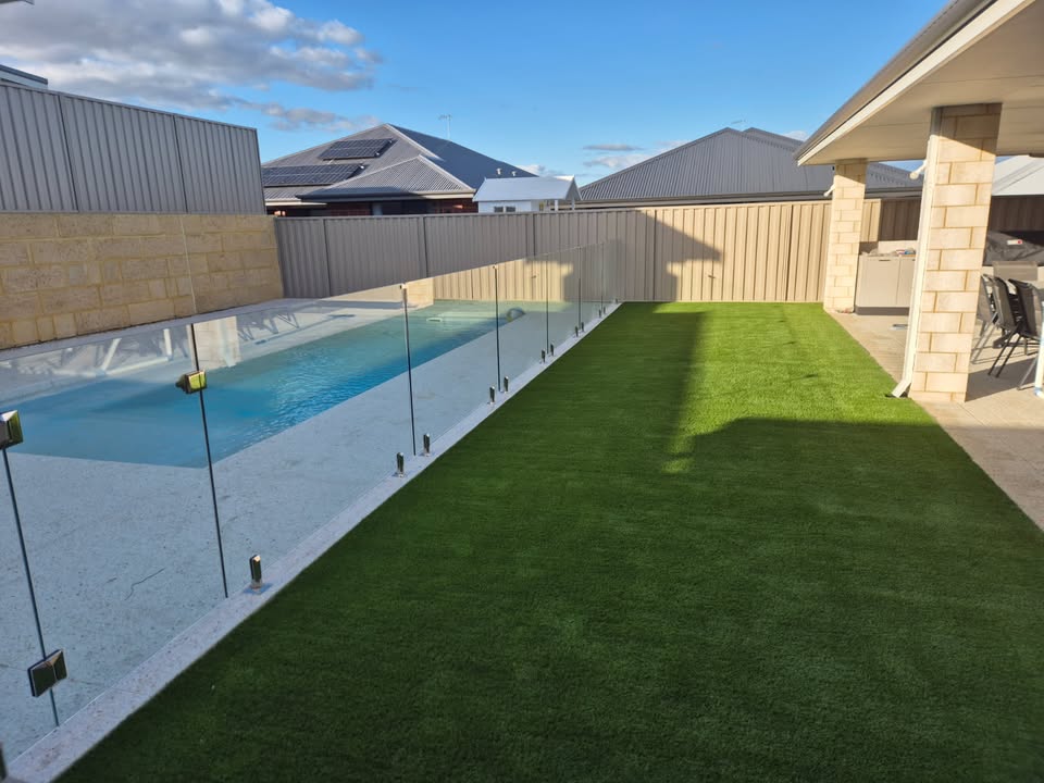 Looks Like Grass Artificial Turf Facebook ad
