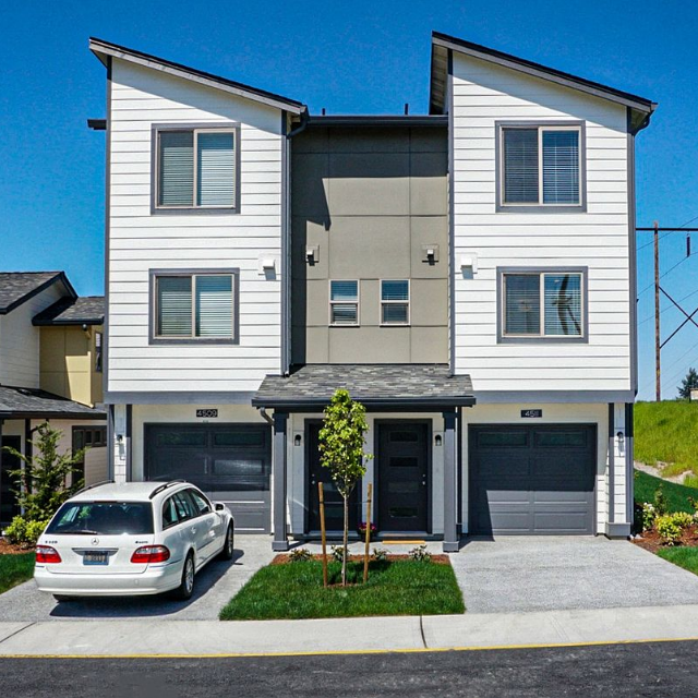 Zillow For Rent Facebook ad