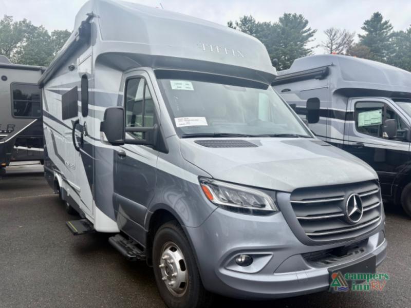 Campers Inn RV Facebook ad: Check out our latest inventory near you!