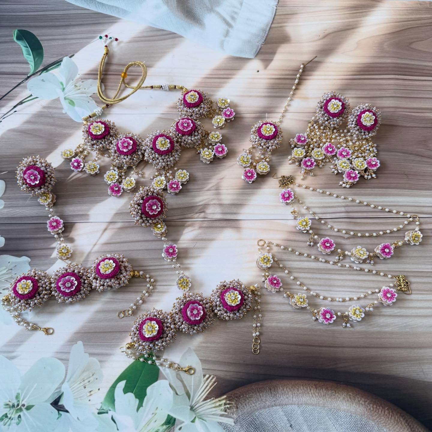 handmadejewellery_bykinjal Facebook ad: Shop Handmade Necklace Set | Aksha Handmade Jewelry