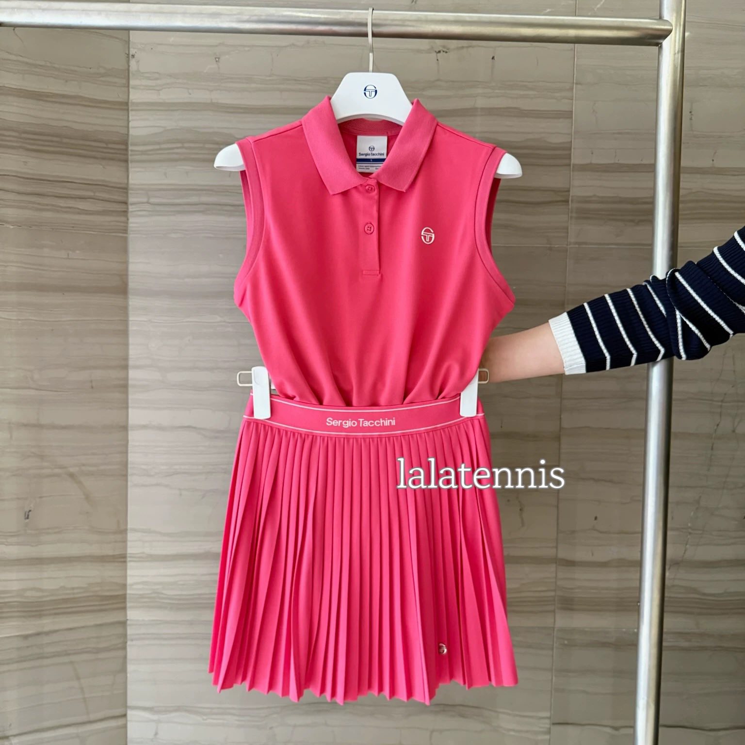 LEE HANG Luxury Fashion Facebook ad: Đồ Pick cho các girl xinhhh