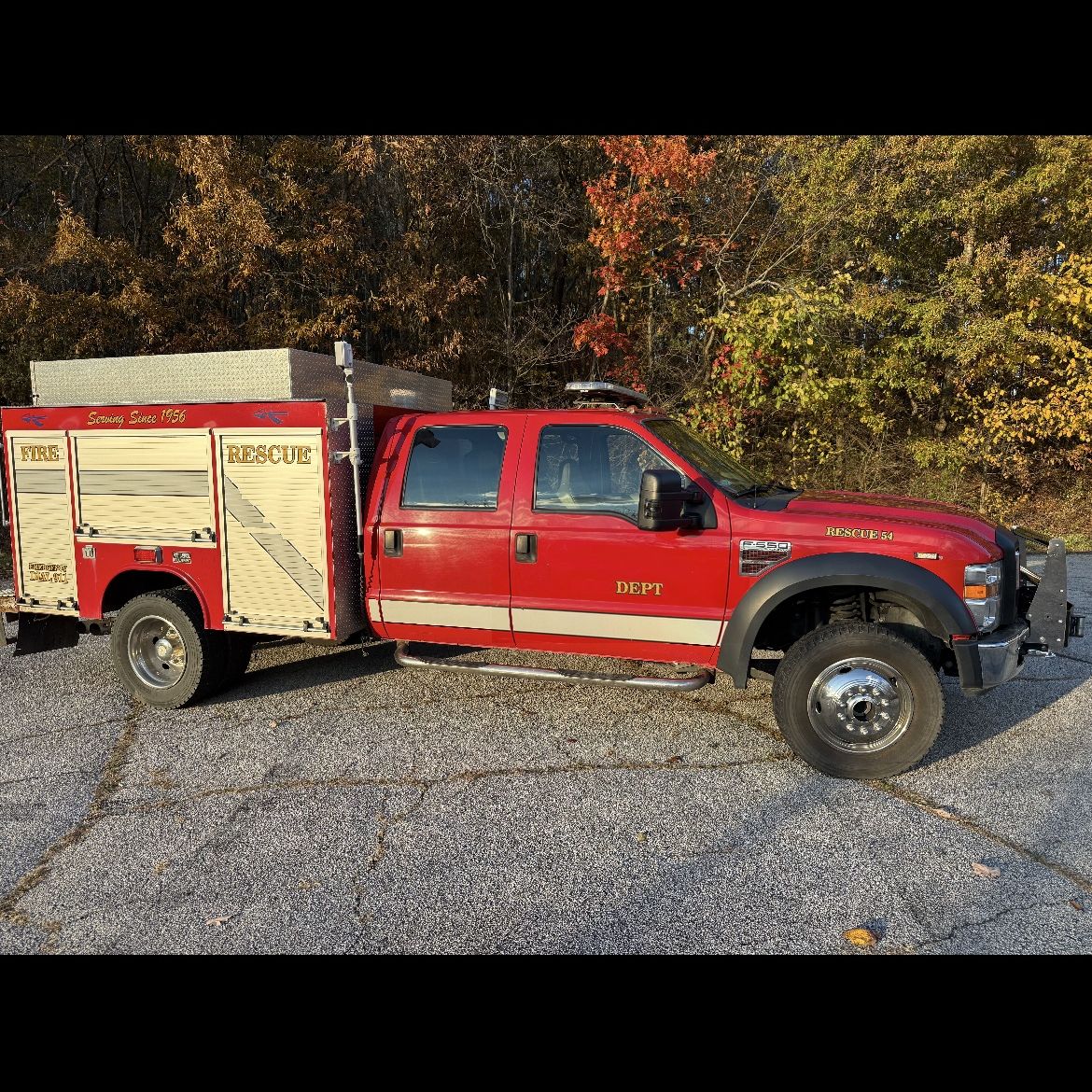 Garage: Buy & Sell Vehicles & Equipment Facebook ad