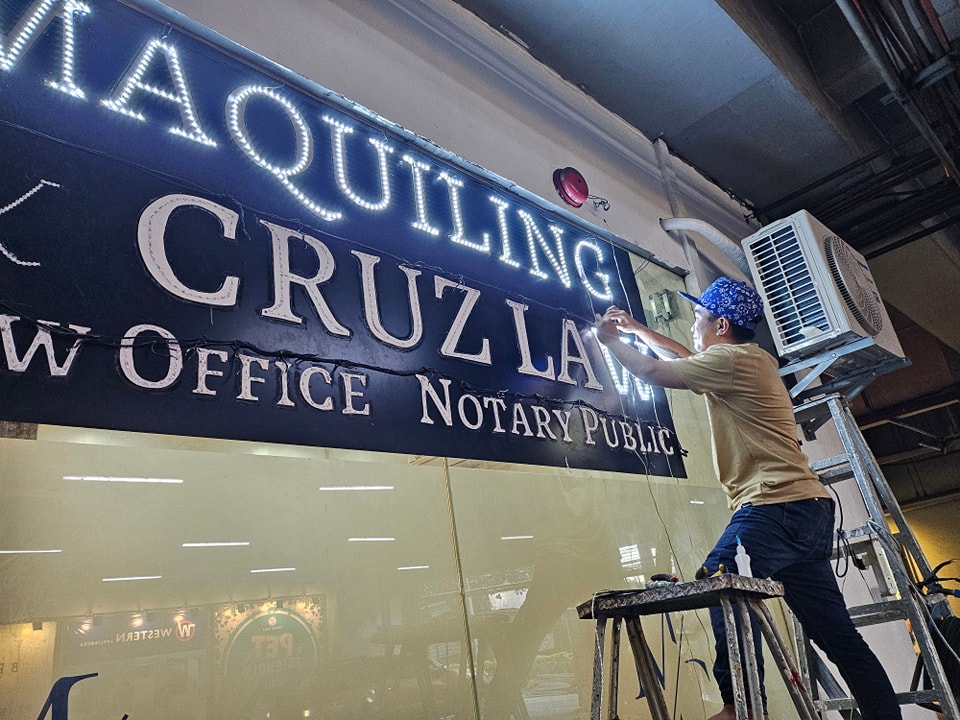J&E Creative Designs Neonlights/Acrylic/Shirt Printing Arts & Craft Shoppe Facebook ad: NEON & ACRYLIC SIGNAGE
