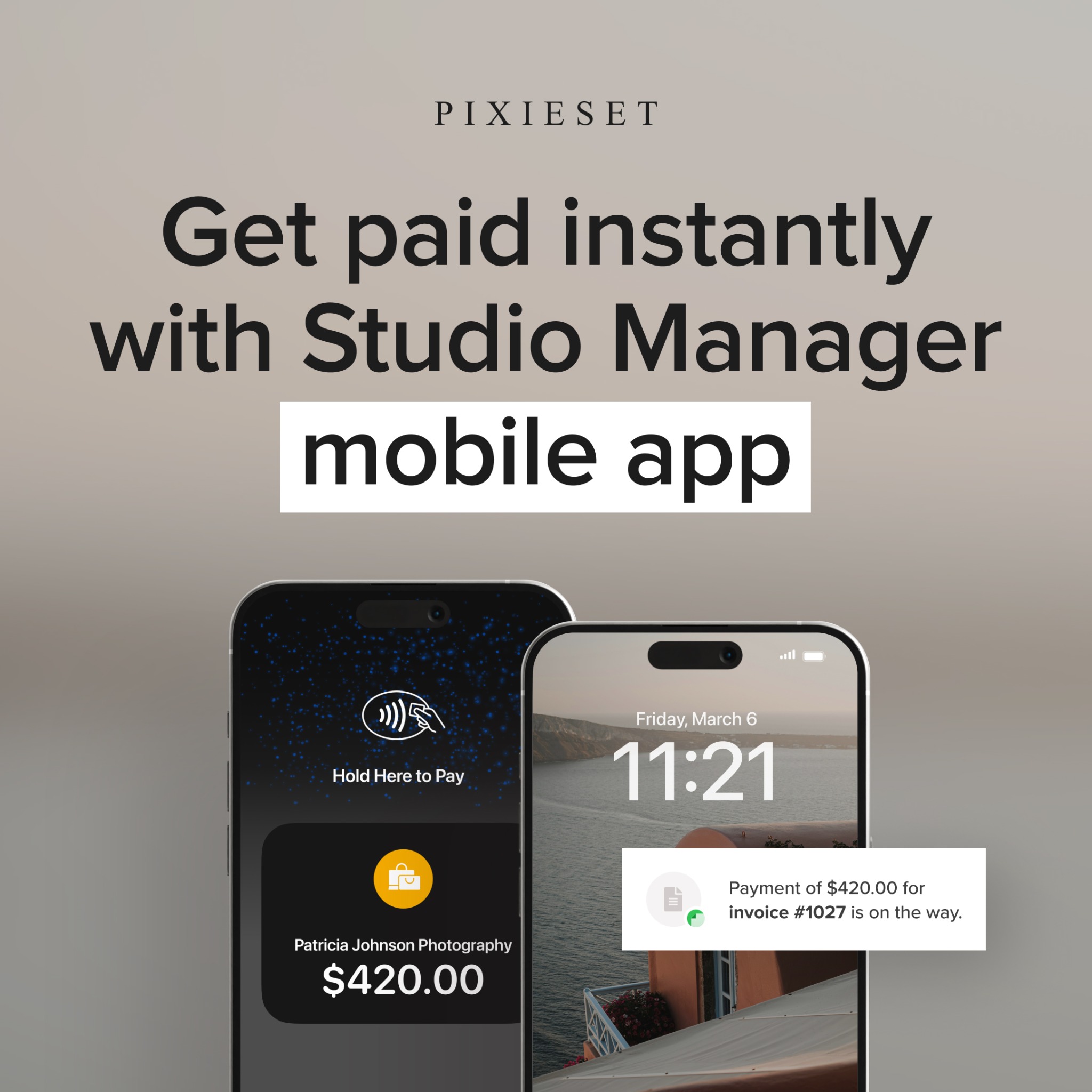 Pixieset Facebook ad: Run your photography business on the go