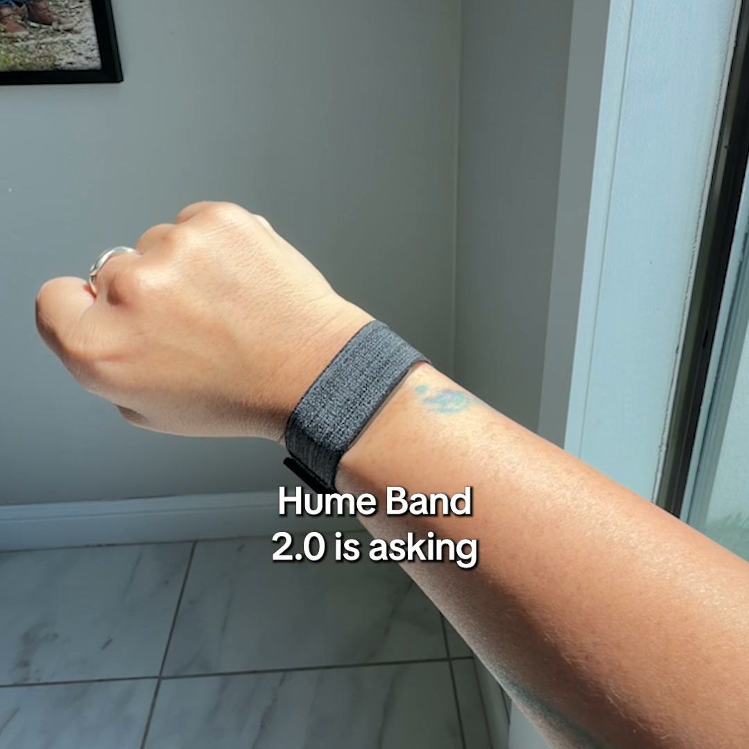 Larissa Valladarez - mom life Facebook ad: Hume Band 2.0: Data Meets Direction