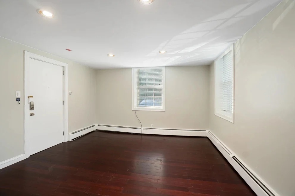 Apartment List Facebook ad