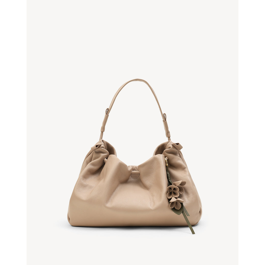Mai Soli Facebook ad: Elevate your style this season with Mai Soli's…