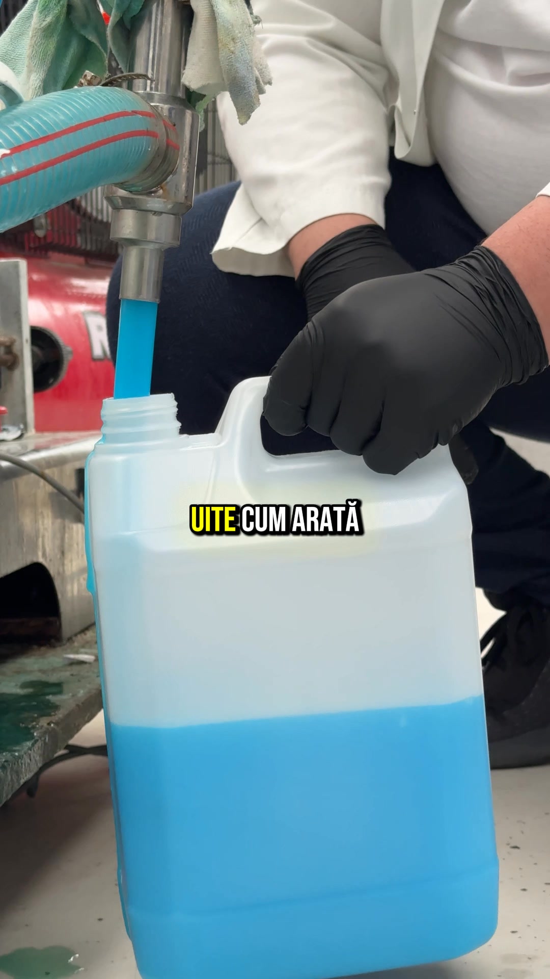 LaCanistra.ro Facebook ad: Comandă Detergent Direct Din Fabrică