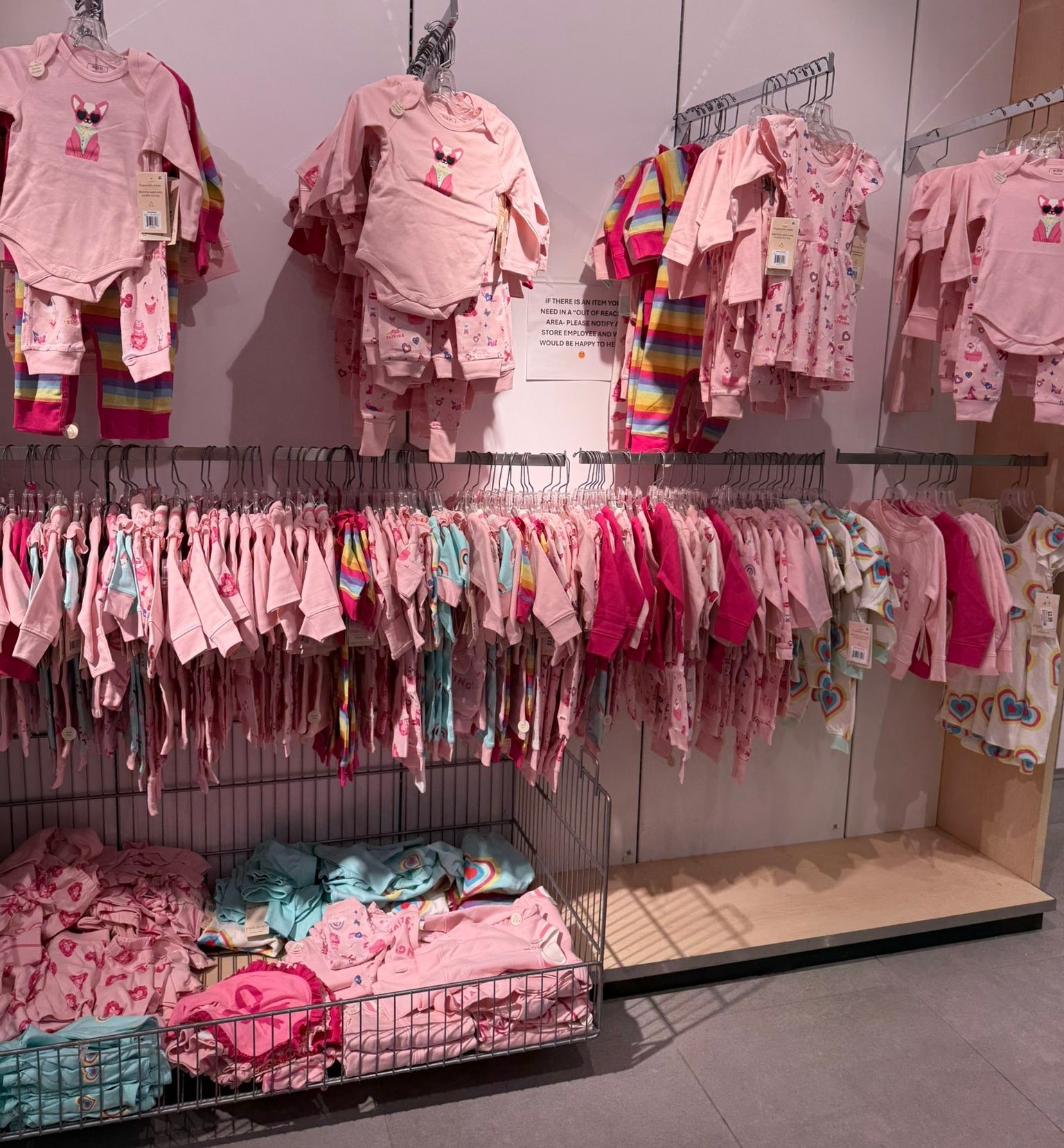HomeBuys - Jeffersonville at Destination Outlet Facebook ad: The best Baby Shower Gifts!