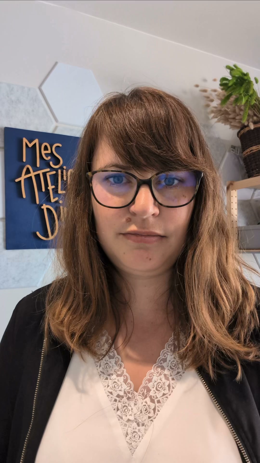 Mes Ateliers DIY Facebook ad: Réserve un atelier en ligne