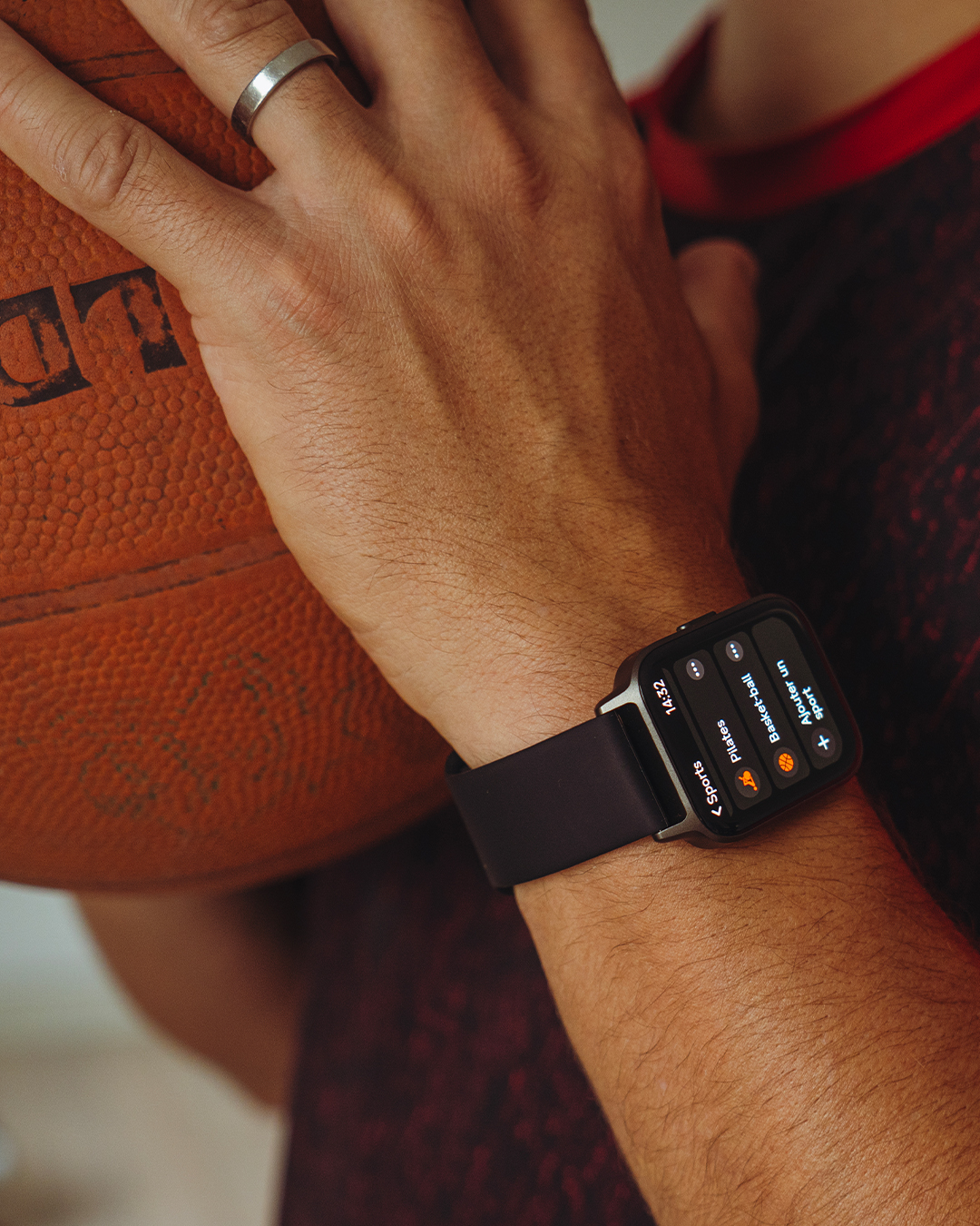 Ice-Watch Facebook ad from Dec 20, 2024
