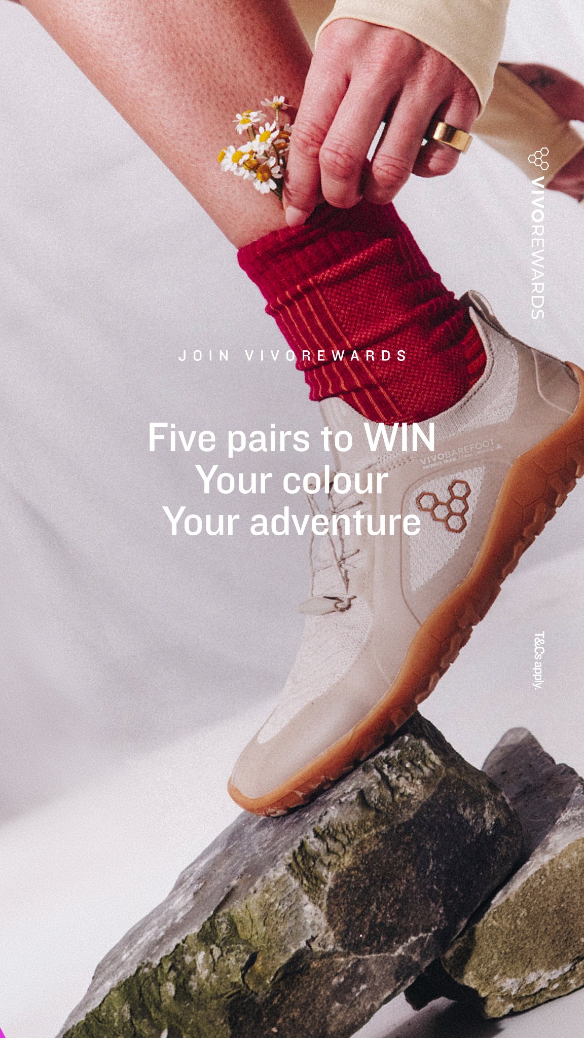 Vivobarefoot Facebook ad
