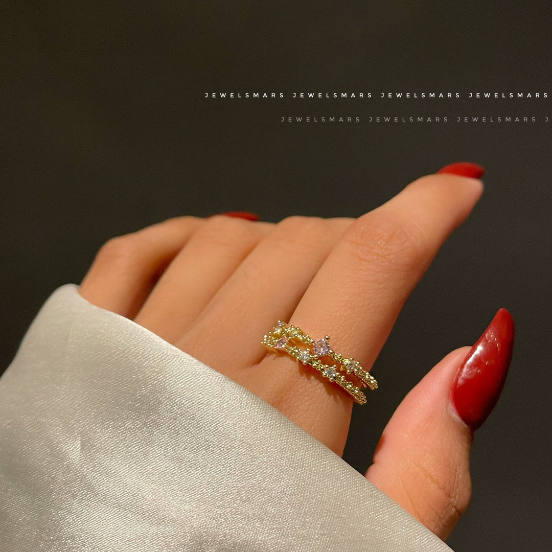 Jewelsmarscom Facebook ad: Your favourite accessories-all in one place.