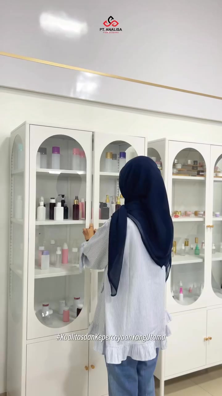 Jasa Maklon Kosmetik Facebook ad: KONSULTASI SEKARANG!