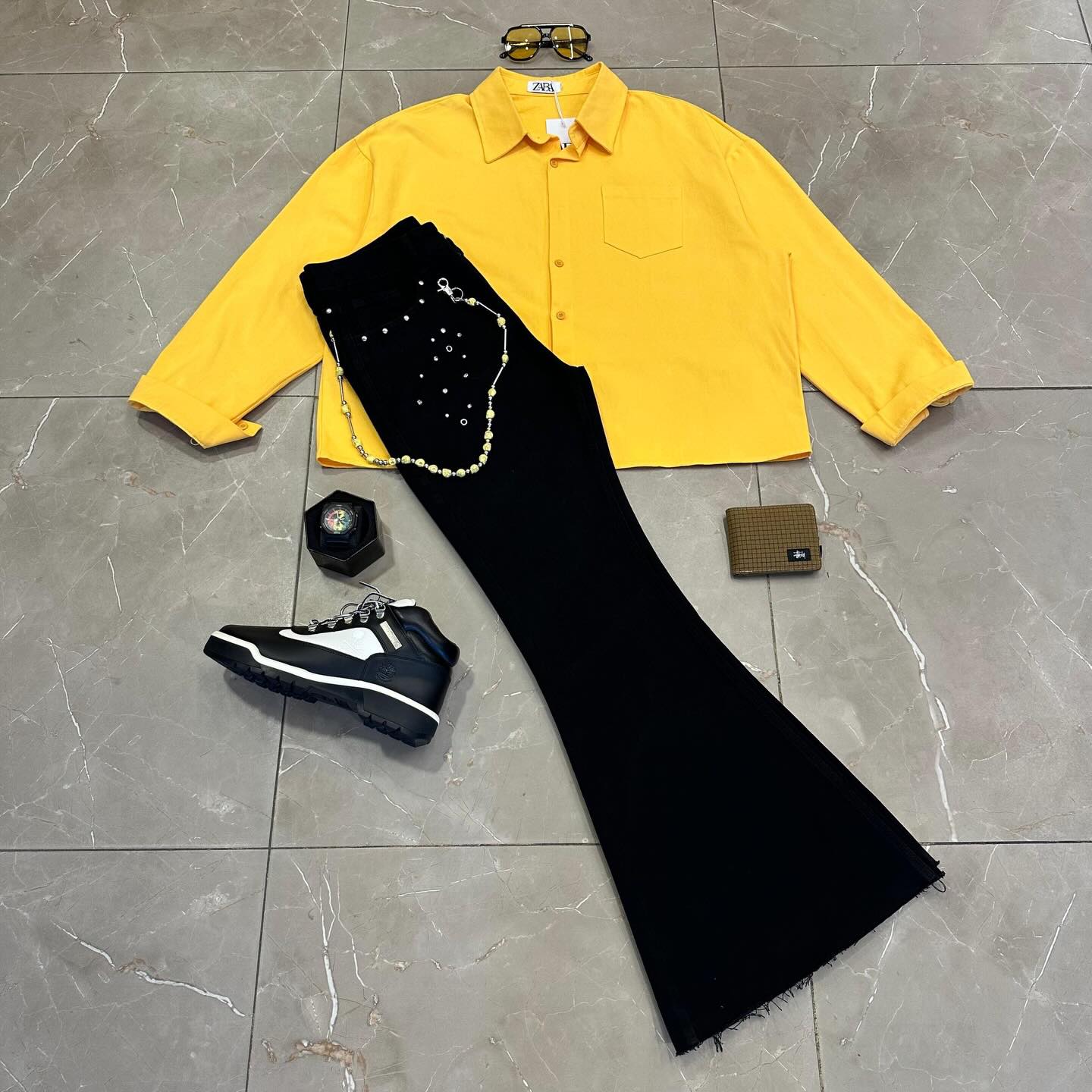 Luxurynew Facebook ad: Available in all sizes kindly DM or WhatsApp…