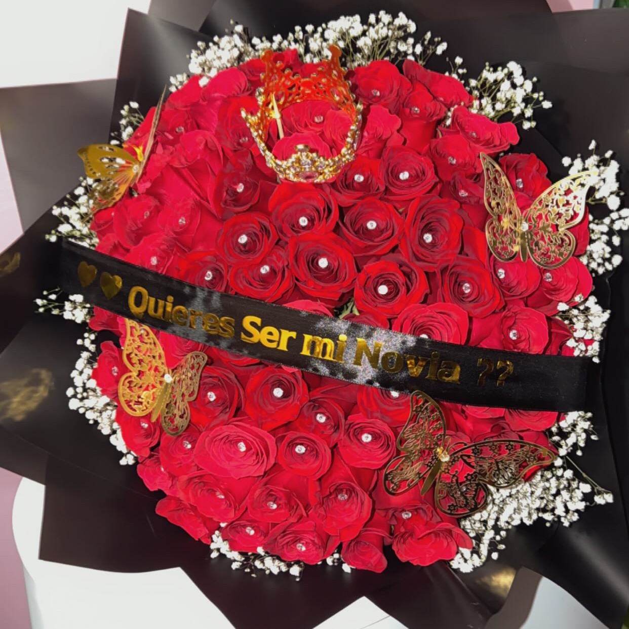π
π₯π¨π«π’π¬πππ«Γπ ππππ’πππ«ππ’ - Arreglos Florales para toda ocasiΓ³n Facebook ad: Chatear en Messenger