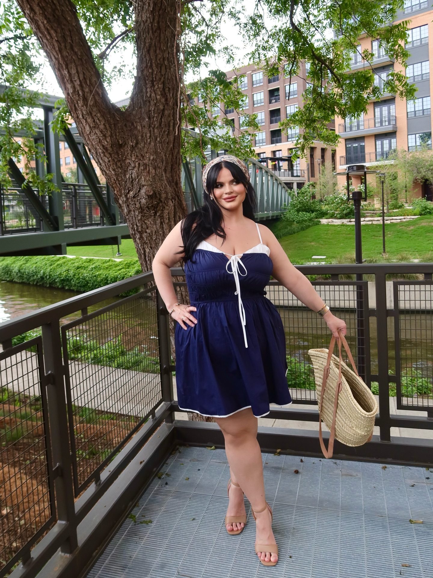Fashion Nova Curve Facebook ad