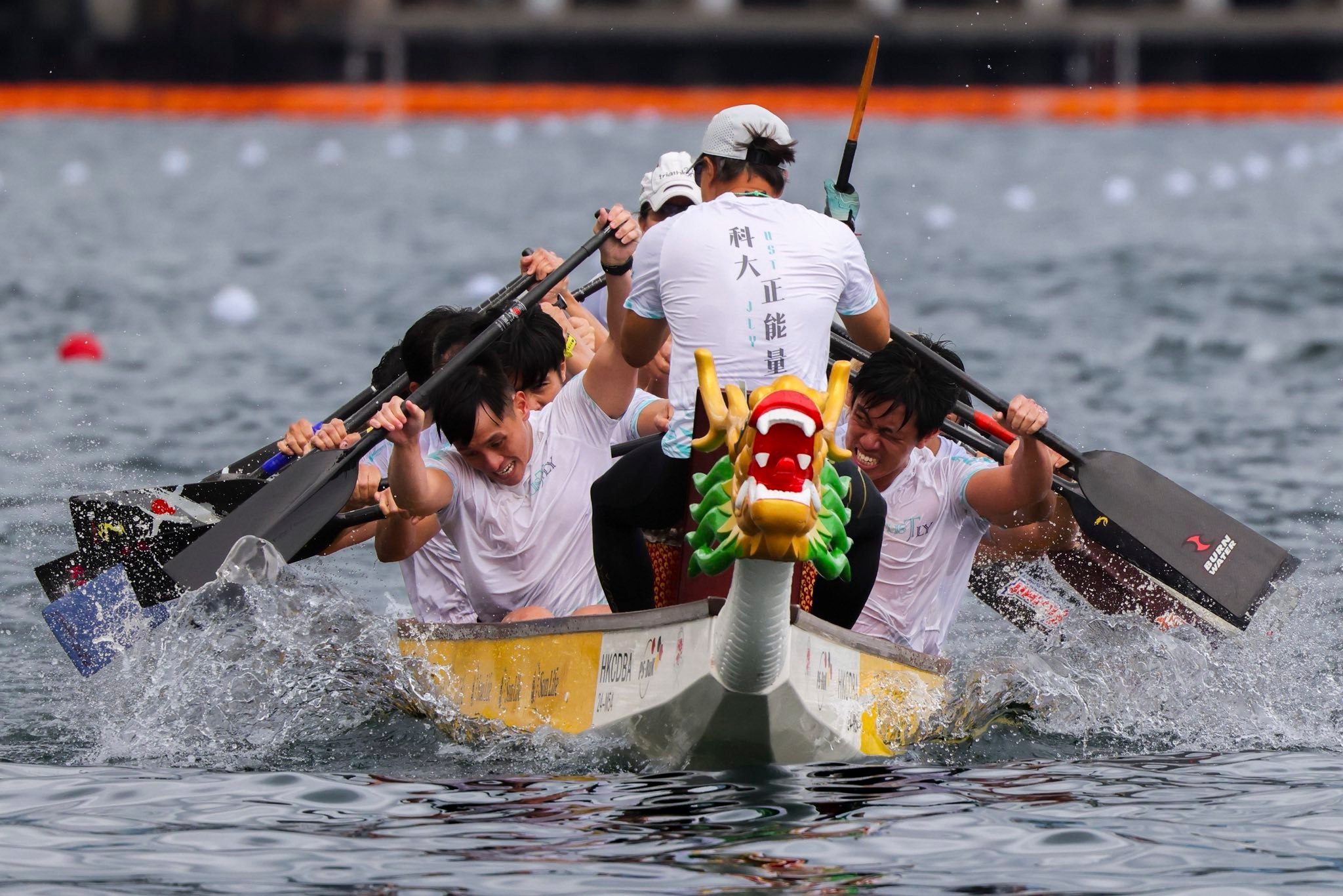Discover Hong Kong Facebook ad: 【 維港破浪激戰:九龍尖沙咀海濱第一日賽事盛況直擊 】