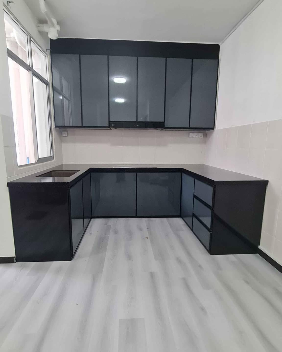 Lai Soon Li Facebook ad: Aluminium Kitchen cabinets,Table top -quartz stone or…