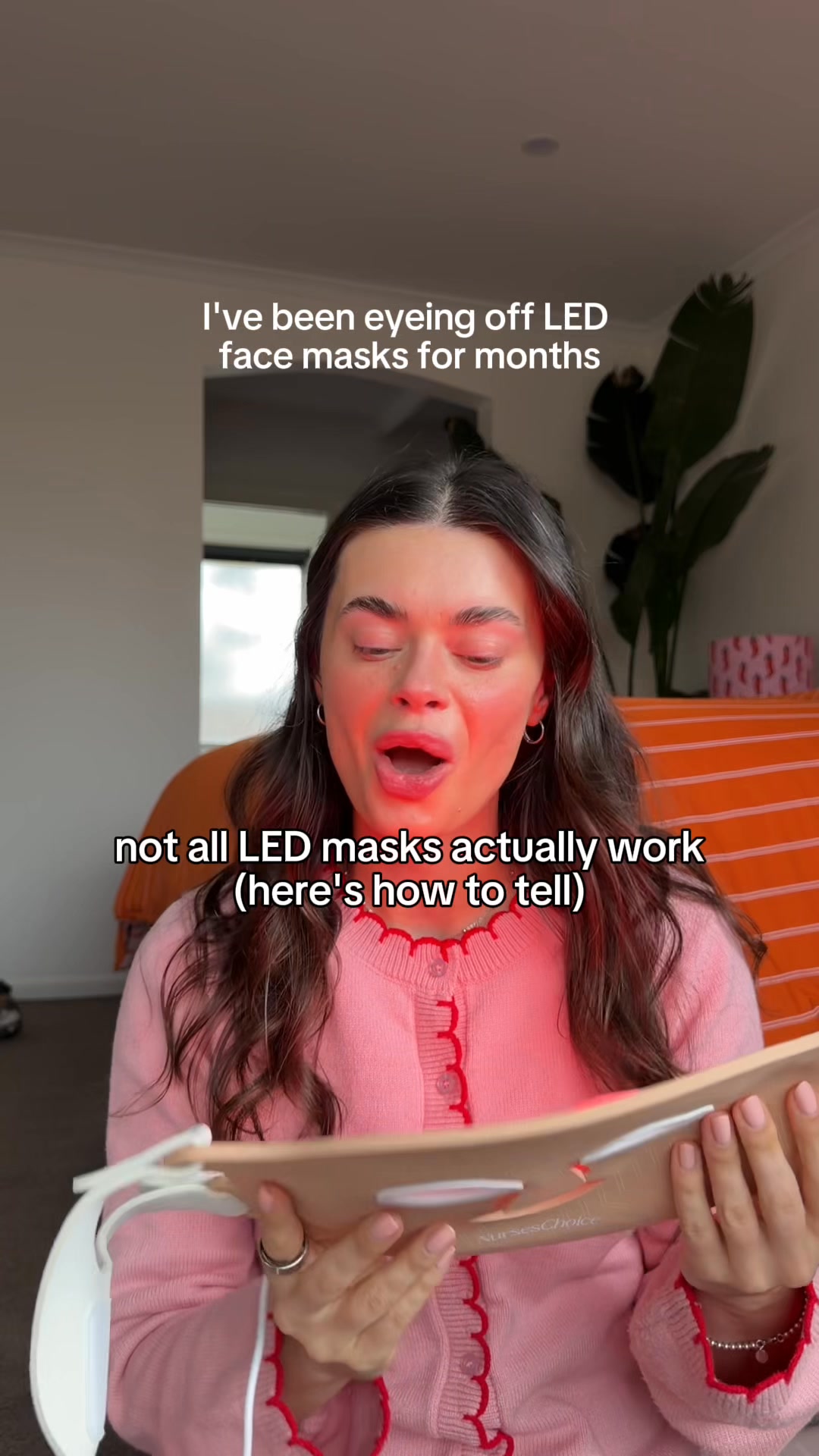 NursesChoice Facebook ad: Australia's number #1 LED Face Mask