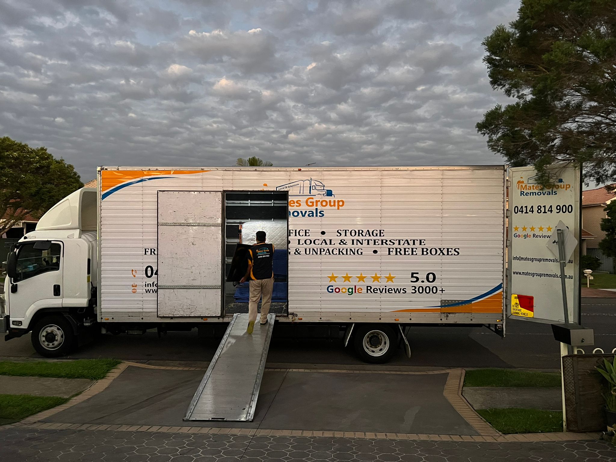 Mates Group Removals Facebook ad: Professional movers, modern trucks, and 3,900+ Google…