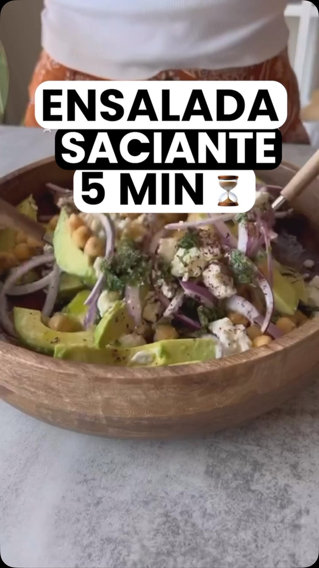 Transfórmate La Vida Oficial Facebook ad: Ensalada de aguacate y garbanzos: saciante, fresca y…