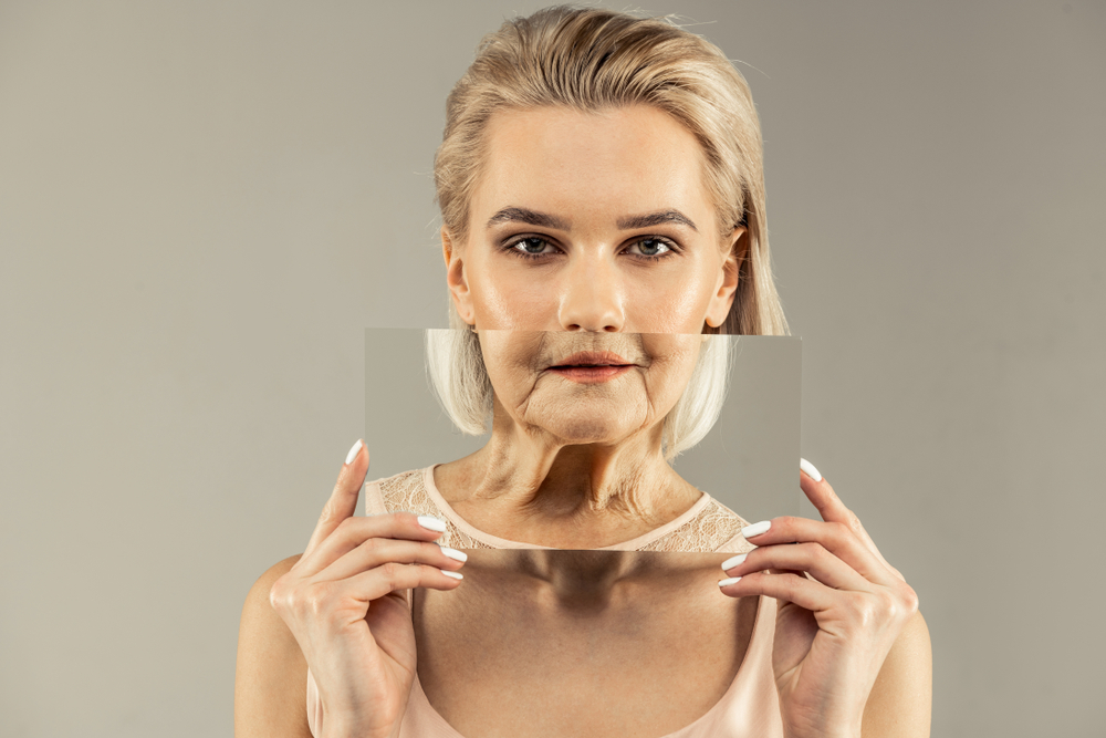 Beauty Review Magazine Facebook ad