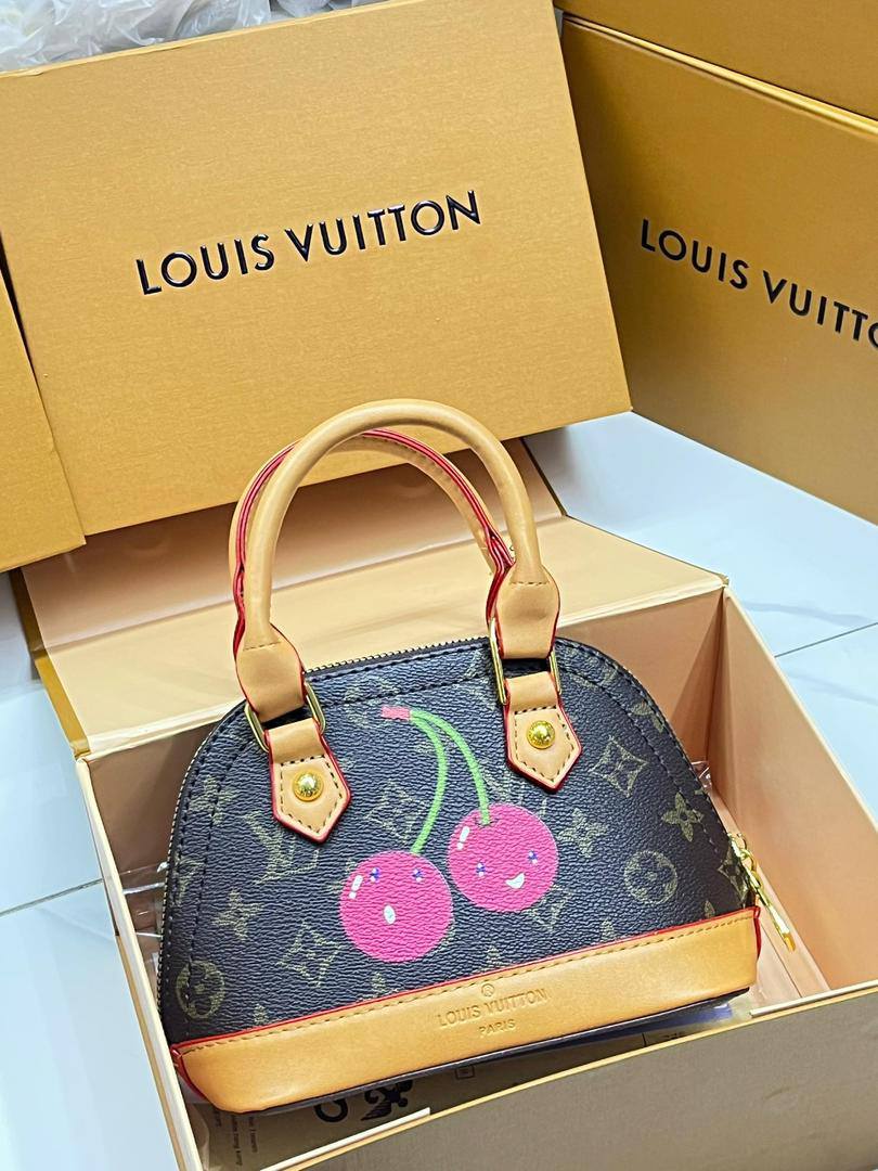 Exclusive collection of H.M Business Facebook ad: All items are available
