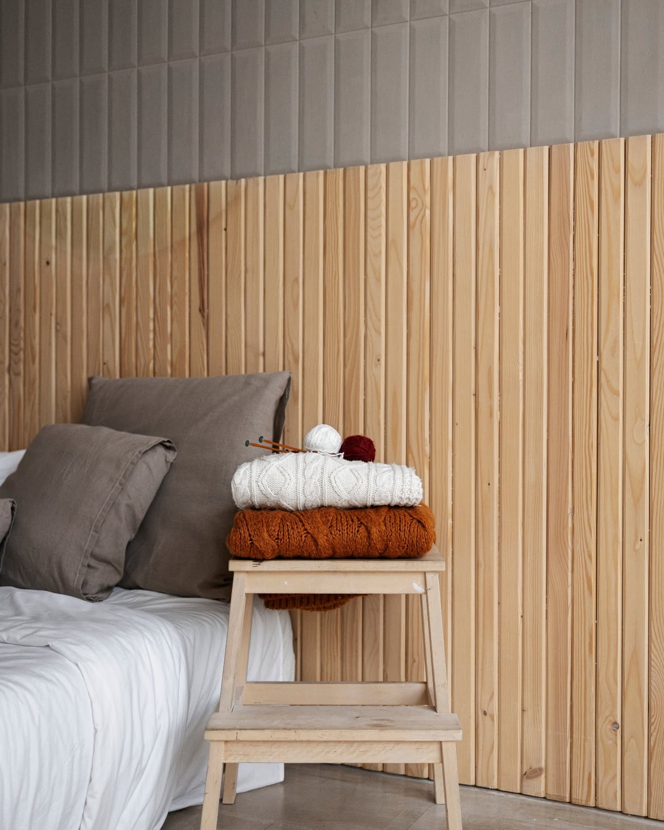 Benoit Barette Facebook ad: Revêtement de bois - Pin blanc - Pour extérieur ou…