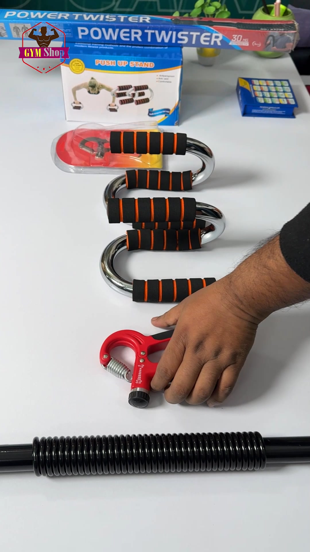 GYM SHOP Facebook ad: একসাথে ৩টি Essential Workout Gear