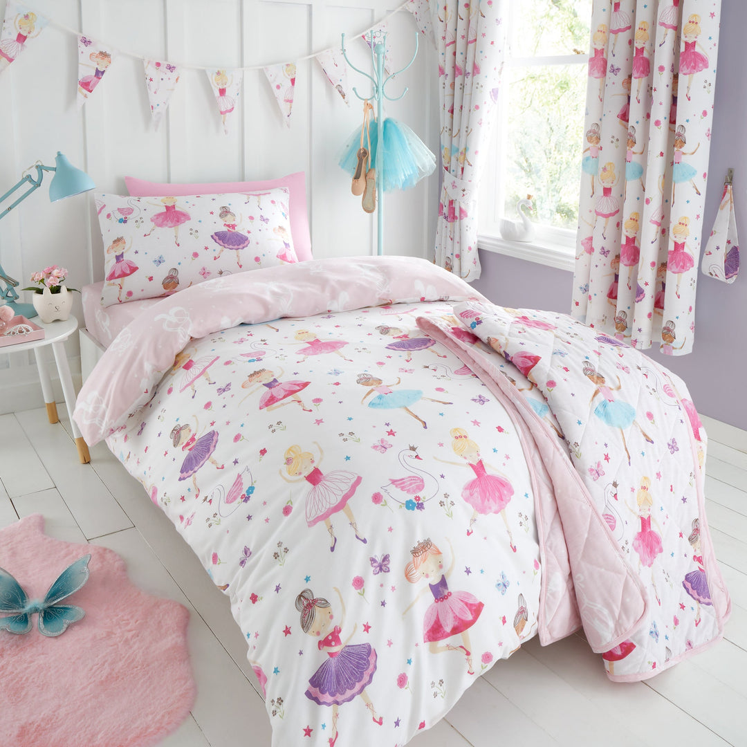 Happy Linen Company Facebook ad