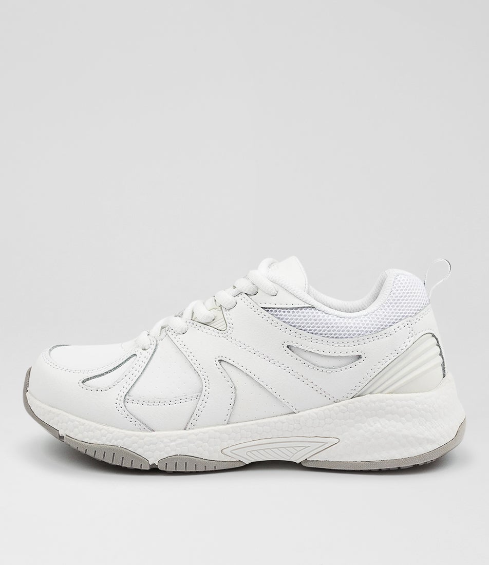 Williams Facebook ad: Shop Selected Shoes