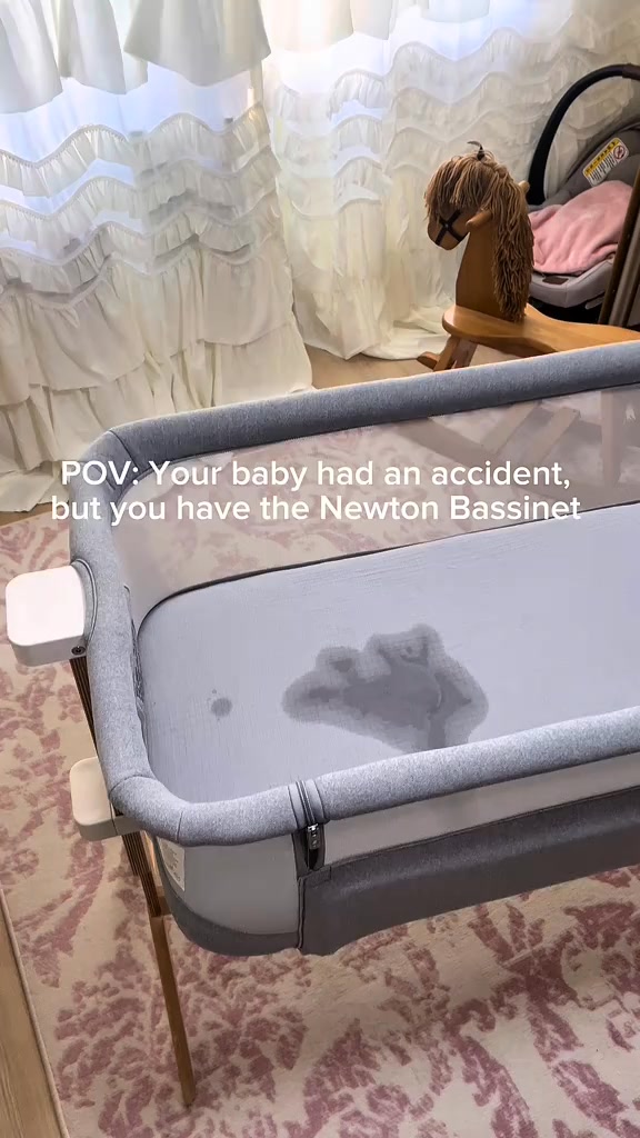 Newton Living Facebook ad: Ultra-Breathable Bassinet