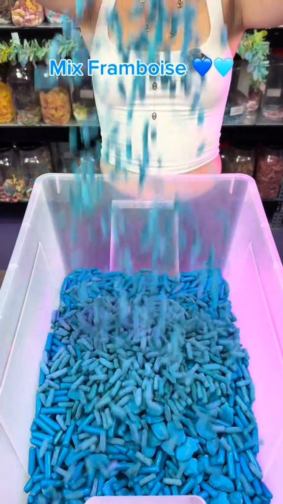CandyMix Facebook ad: -10% avec FACEBOOK10