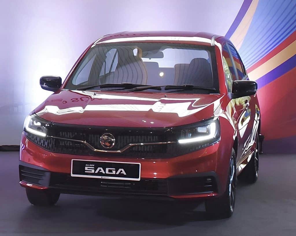 Kelvin Pang Proton Inanam Facebook ad: 2025 Proton Saga MC3, Open for Booking! Free serive 1…