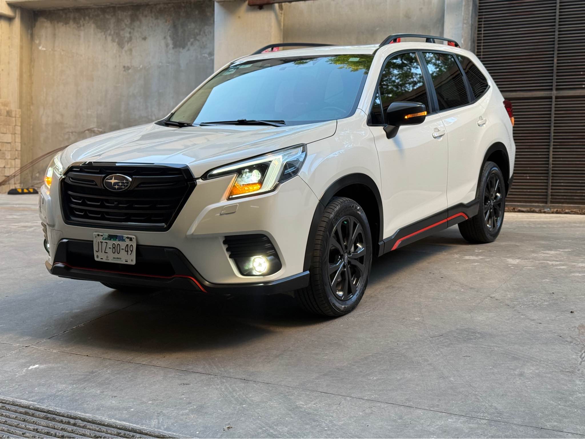 Oscar Raygoza Facebook ad: 2023 Subaru Forester