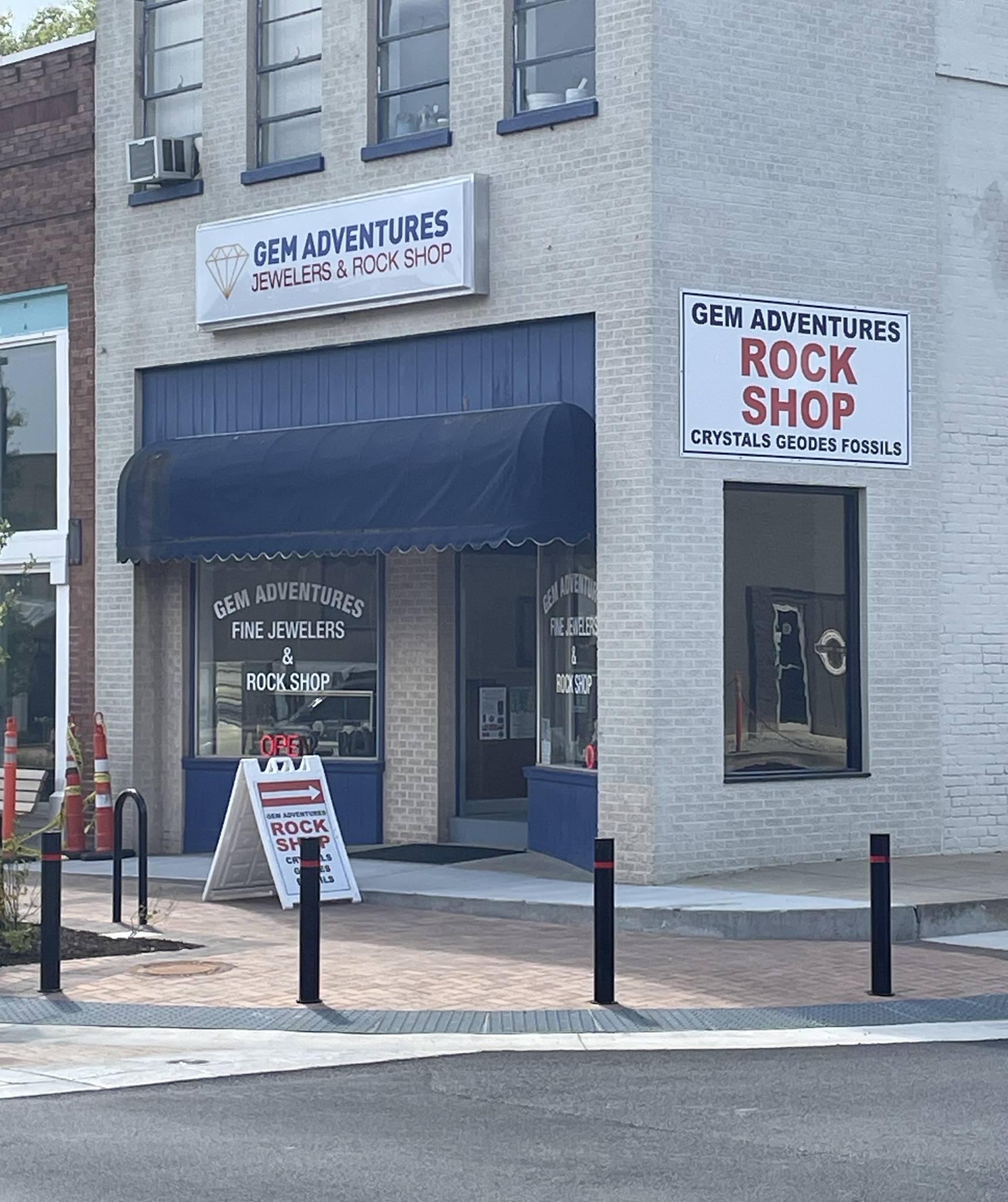 Gem Adventures Jewelers & Rock Shop est. 2011 Facebook ad: Gem Adventures Jewelers & Rock Shop.Crystals, Rocks…