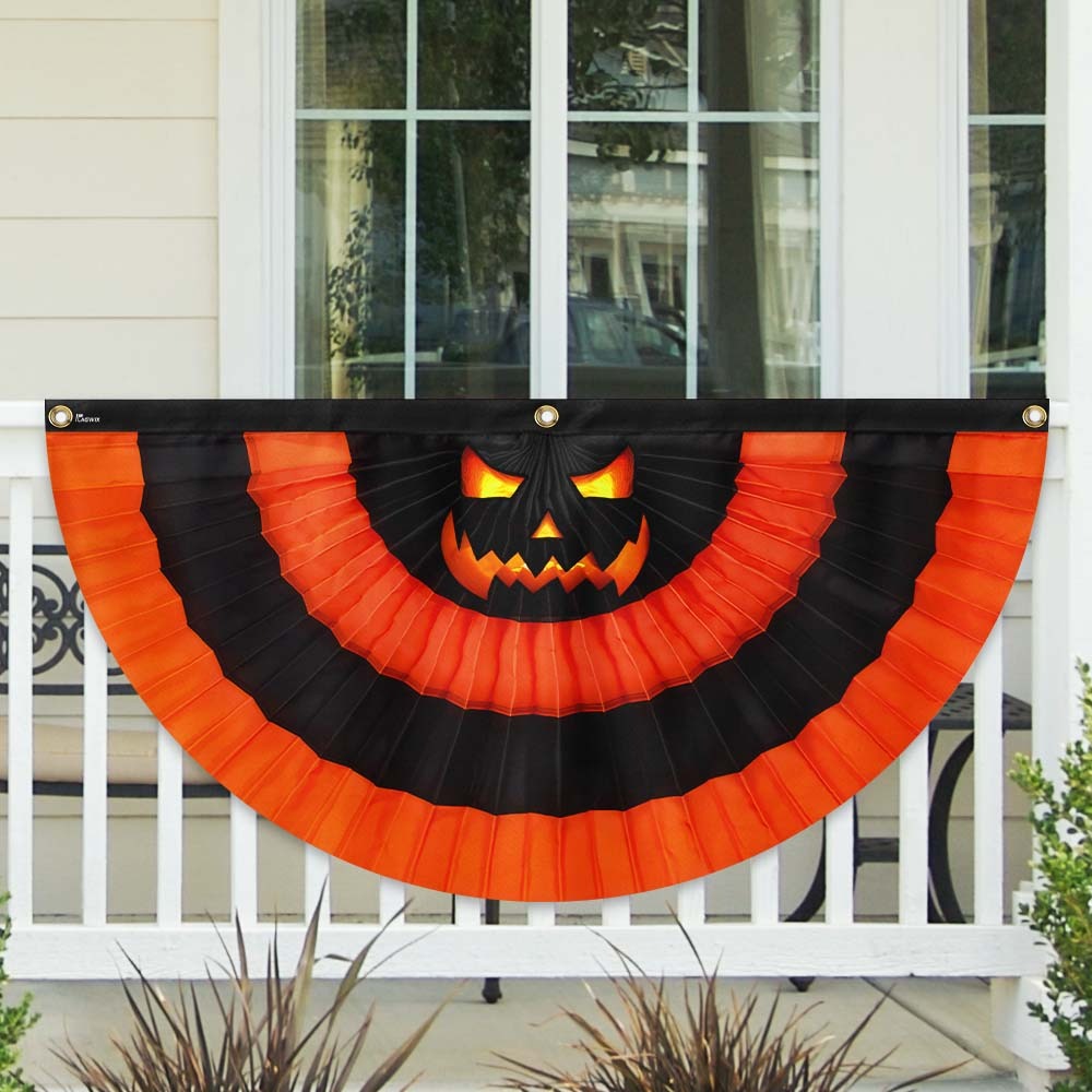 Flagwix.com Facebook ad: Who says you have to wait for October…