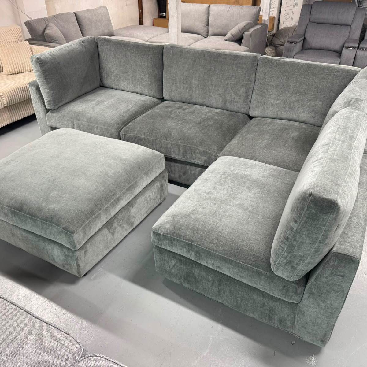 Khurshed Mustafoyev Facebook ad: BRAND NEW LUXURY MODULAR SOFA, DIRECT FROM IMPORTER…