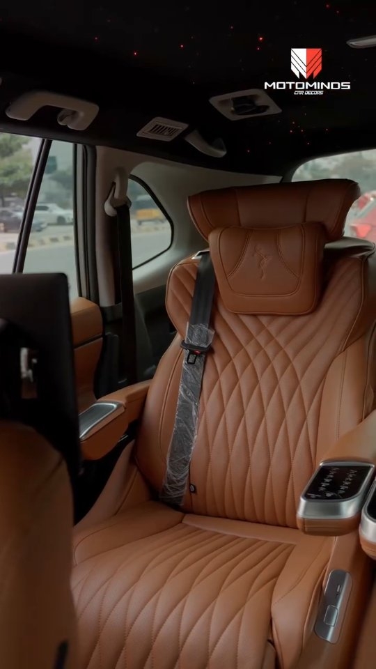 Motominds Car Decors Facebook ad: Luxury is now just one touch away.