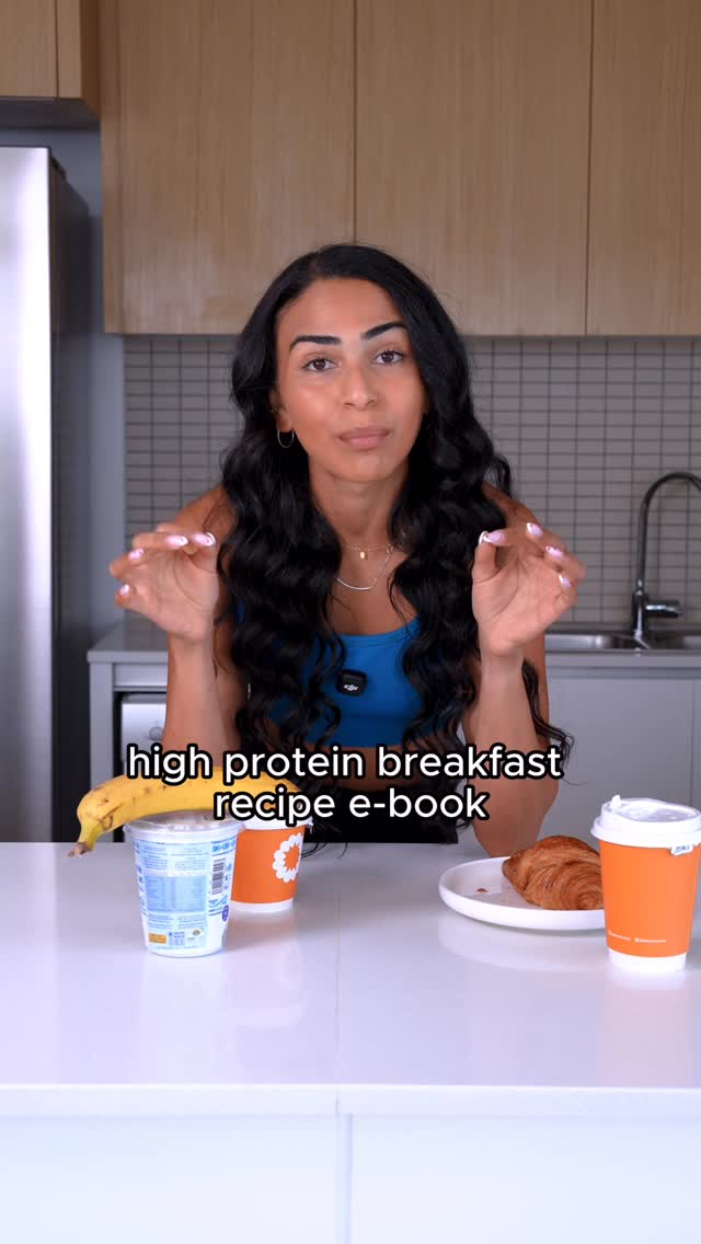 Aliaa Facebook ad: Comment BREKKIE below for my free high protein…