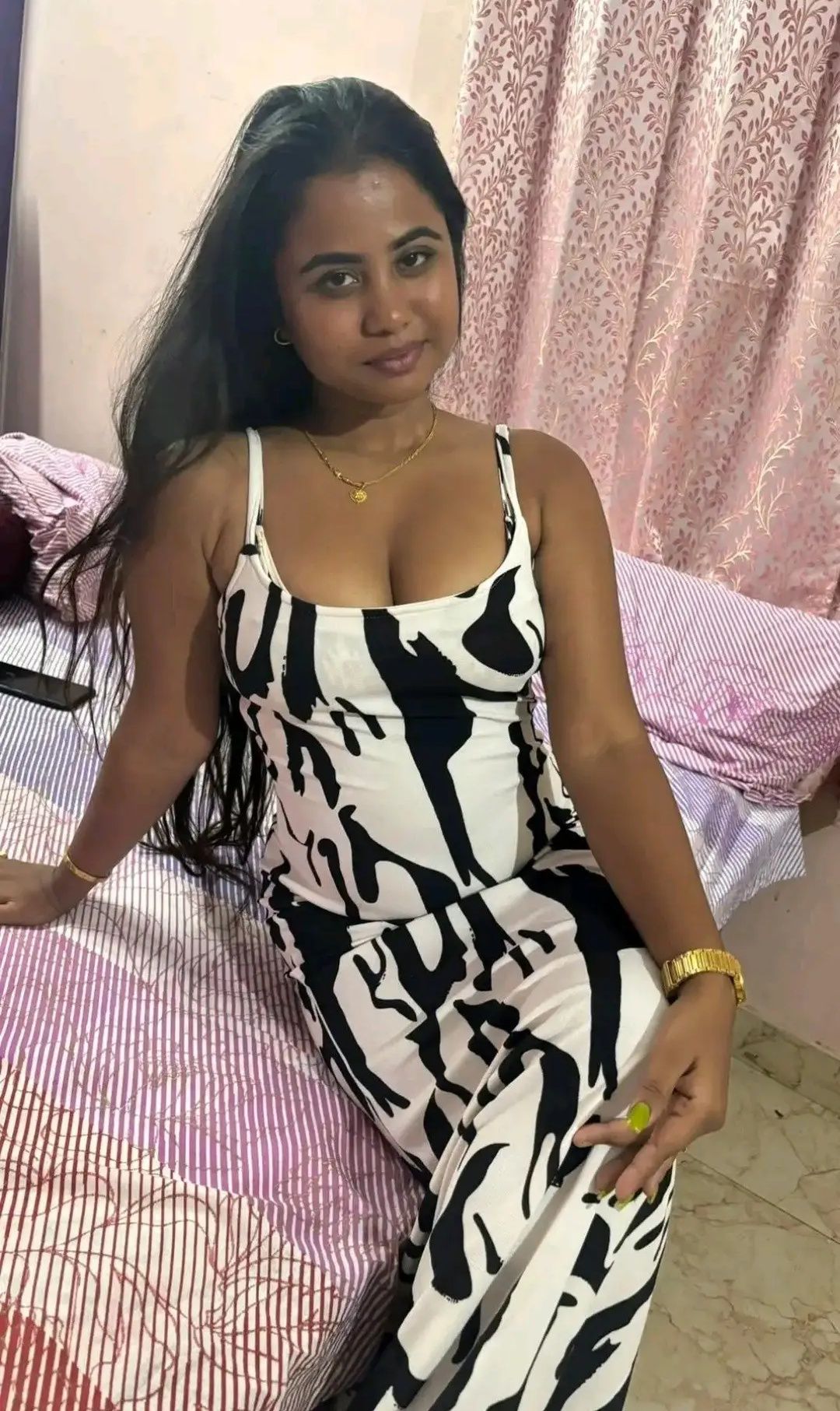 Susan Smith Facebook ad: chalo chait karate hain