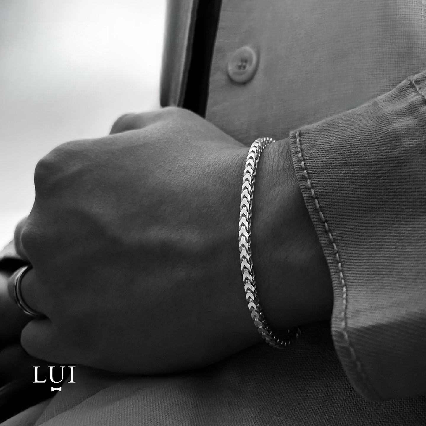 LUI JOYAS Facebook ad: Cadenas de Plata para Hombres