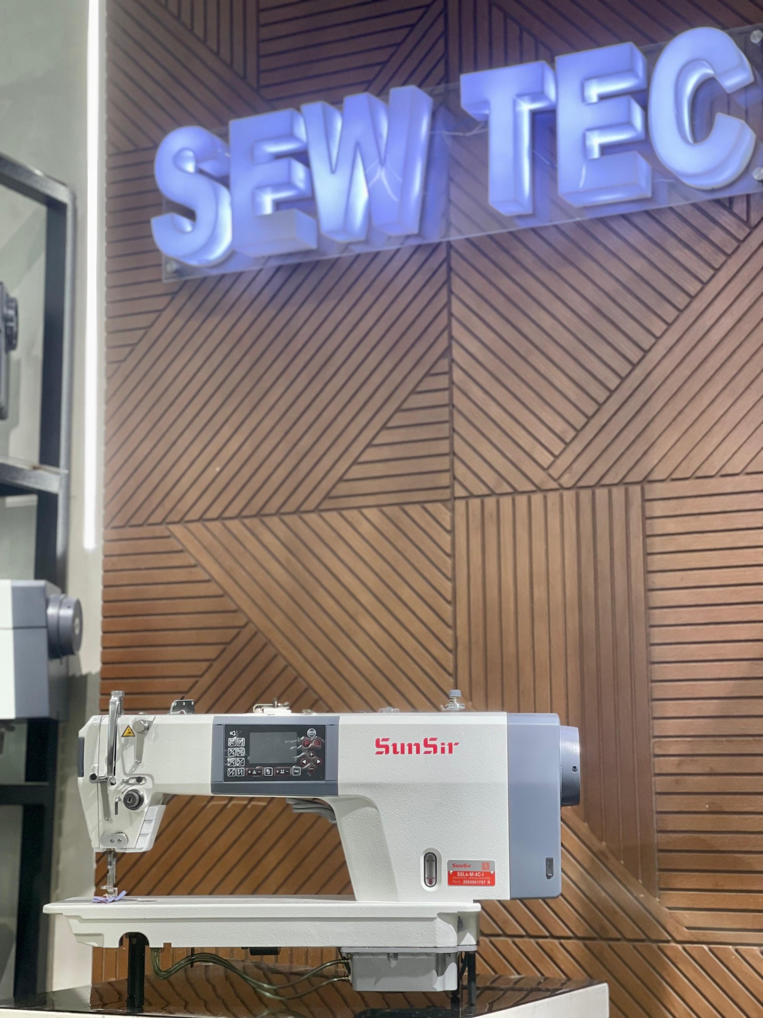 سوي تك قها لماكينات الخياطة وقطع الغيار  SweTec Qaha for Sewing Machines Facebook ad