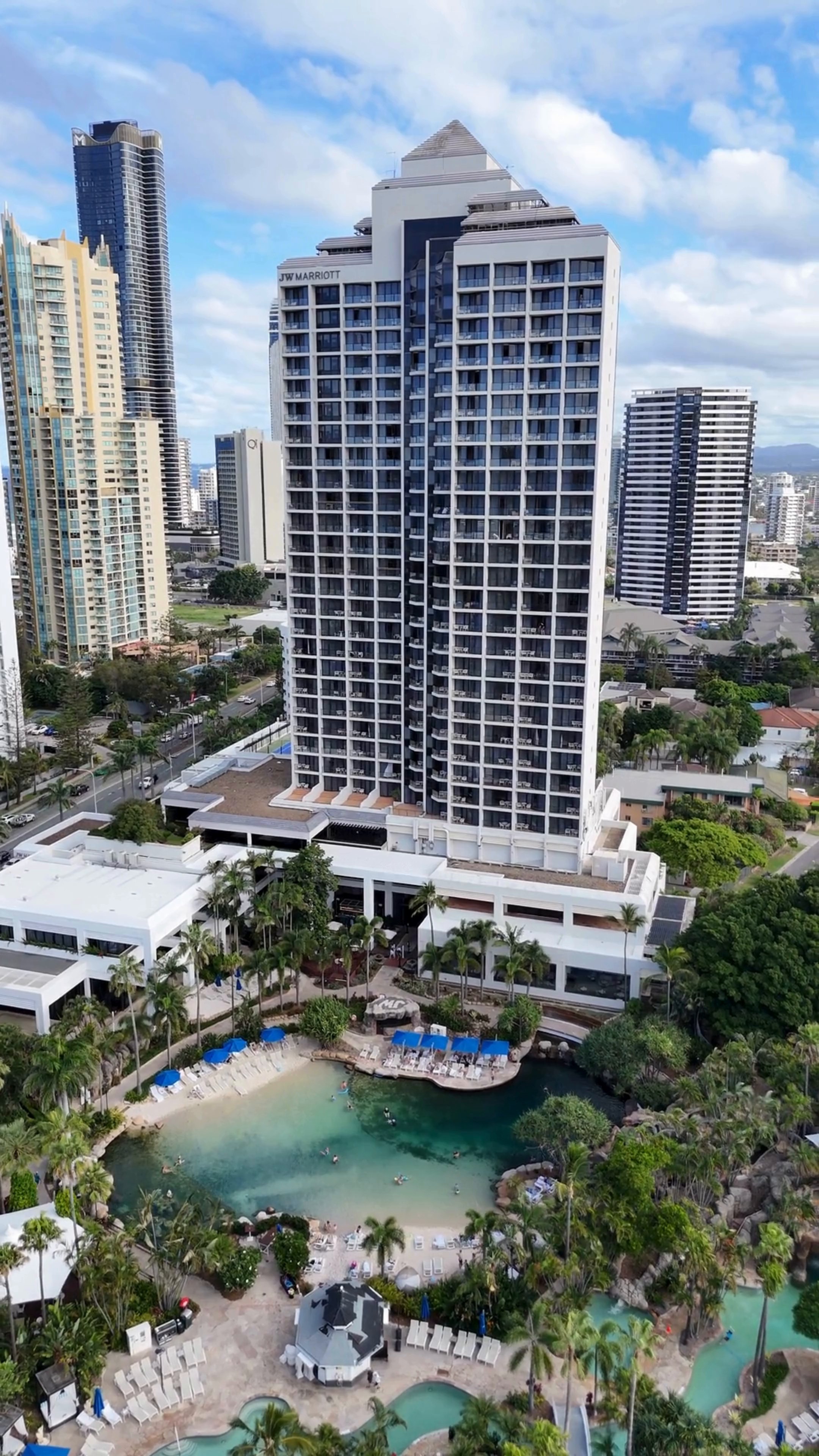 JW Marriott Gold Coast Resort & Spa Facebook ad: Escape The Everyday